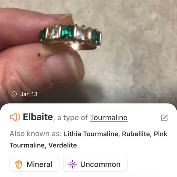 wedding or anniversary band/ring - Picture 3 of 5